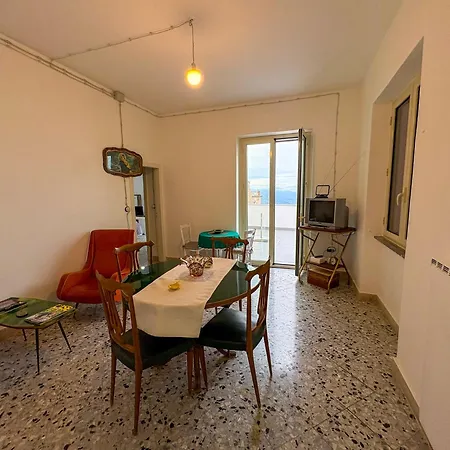 - Arcodia Oda ve Kahvaltı San Marco d'Alunzio