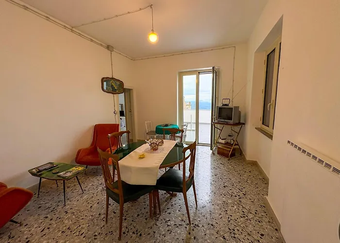 - Arcodia Frühstückspension San Marco d'Alunzio