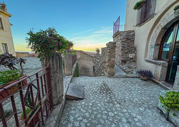 - Arcodia Frühstückspension 3*