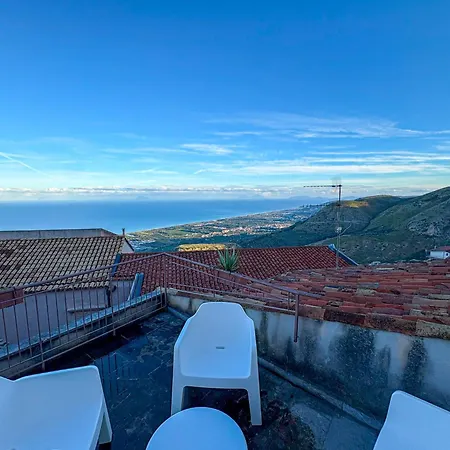 - Arcodia San Marco d'Alunzio