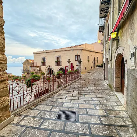 - Arcodia 3* San Marco d'Alunzio
