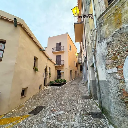 - Arcodia 3* San Marco d'Alunzio