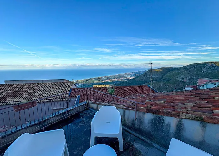 - Arcodia San Marco d'Alunzio