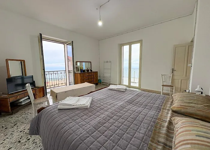 - Arcodia 3* San Marco d'Alunzio